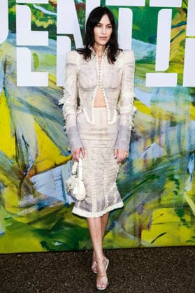 Alexa Chung bei der Serpentine Gallery Summer Party 2026 in der Serpentine Gallery. London, 23.06.2026 *** Alexa Chung at the Serpentine Gallery Summer Party 2026 at the Serpentine Gallery in London, June 23, 2026,detected_source_language Foto:xJ.xEdwardsx xFuturexImagex serpentine_6697