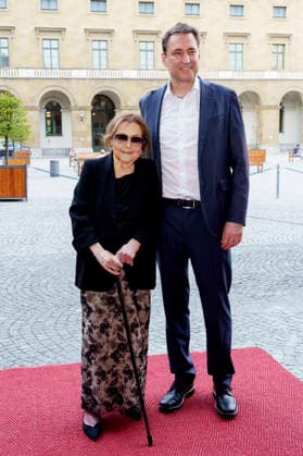 Elisabeth Endriss und Georg Eisenreich bei der Verleihung vom 25. Friedenspreis des Deutschen Films - Die Brücke 2026 im CuvilliÃ s-Theater. München, 23.06.2026 *** Elisabeth Endriss and Georg Eisenreich at the 25th German Film Peace Prize Die Brücke 2026 ceremony at the Cuvilliés Theater in Munich, June 23, 2026,detected_source_language Foto:xN.xKolinzx xFuturexImagex friedenspreis_6695