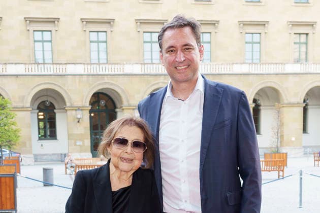 Elisabeth Endriss und Georg Eisenreich bei der Verleihung vom 25. Friedenspreis des Deutschen Films - Die Brücke 2026 im CuvilliÃ s-Theater. München, 23.06.2026 *** Elisabeth Endriss and Georg Eisenreich at the 25th German Film Peace Prize Die Brücke 2026 ceremony at the Cuvilliés Theater in Munich, June 23, 2026,detected_source_language Foto:xN.xKolinzx xFuturexImagex friedenspreis_6699