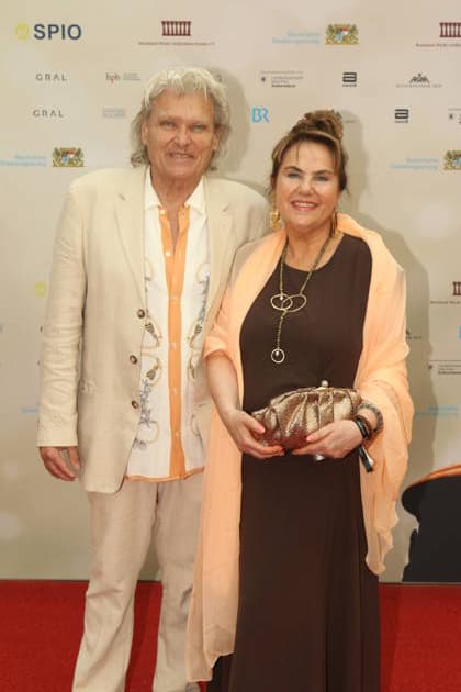 Ernst Hannawald and Maria Hannawald bei der 25. Verleihung des Friedenspreises des Deutschen Films Die Brücke im Cuvillies Theater. München, 23.06.2026 *** Ernst Hannawald and Maria Hannawald at the 25th German Film Peace Prize ceremony for Die Brücke at the Cuvillies Theater in Munich, June 23, 2026,detected_source_language Copyright: xAgenturxMatthiasxWehnertx xM.xGränzdörferx
