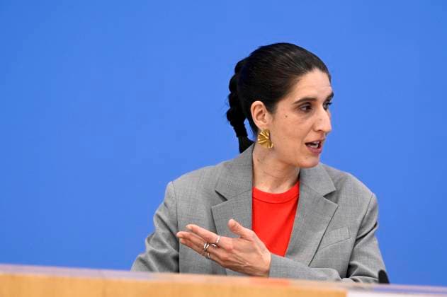 ABB BPK- Rima Hanano, Co-Geschaeftsfuehrerin von CLAIM bei der Veroeffentlichung des Berichts Vorstellung des zivilgesellschaftlichen Lagebildes antimuslimischer Rassismus und Fallzahlen 2025 auf der BPK Bundespressekonferenz am 24.06.2026 in Berlin Berlin Deutschland *** ABB BPK Rima Hanano, Co-Executive Director of CLAIM, at the release of the report Overview of Anti-Muslim Racism in Civil Society and Case Statistics for 2025 at the BPK Federal Press Conference on June 24, 2026, in Berlin, Germany,detected_source_language