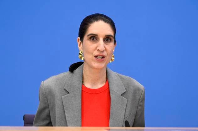 ABB BPK- Rima Hanano, Co-Geschaeftsfuehrerin von CLAIM bei der Veroeffentlichung des Berichts Vorstellung des zivilgesellschaftlichen Lagebildes antimuslimischer Rassismus und Fallzahlen 2025 auf der BPK Bundespressekonferenz am 24.06.2026 in Berlin Berlin Deutschland *** ABB BPK Rima Hanano, Co-Executive Director of CLAIM, at the release of the report Overview of Anti-Muslim Racism in Civil Society and Case Statistics for 2025 at the BPK Federal Press Conference on June 24, 2026, in Berlin, Germany,detected_source_language