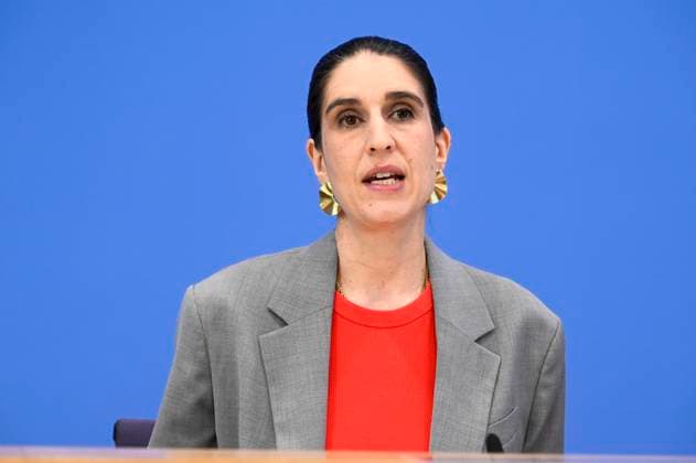 ABB BPK- Rima Hanano, Co-Geschaeftsfuehrerin von CLAIM bei der Veroeffentlichung des Berichts Vorstellung des zivilgesellschaftlichen Lagebildes antimuslimischer Rassismus und Fallzahlen 2025 auf der BPK Bundespressekonferenz am 24.06.2026 in Berlin Berlin Deutschland *** ABB BPK Rima Hanano, Co-Executive Director of CLAIM, at the release of the report Overview of Anti-Muslim Racism in Civil Society and Case Statistics for 2025 at the BPK Federal Press Conference on June 24, 2026, in Berlin, Germany,detected_source_language