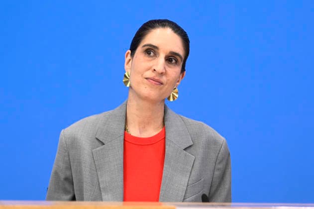 ABB BPK- Rima Hanano, Co-Geschaeftsfuehrerin von CLAIM bei der Veroeffentlichung des Berichts Vorstellung des zivilgesellschaftlichen Lagebildes antimuslimischer Rassismus und Fallzahlen 2025 auf der BPK Bundespressekonferenz am 24.06.2026 in Berlin Berlin Deutschland *** ABB BPK Rima Hanano, Co-Executive Director of CLAIM, at the release of the report Overview of Anti-Muslim Racism in Civil Society and Case Statistics for 2025 at the BPK Federal Press Conference on June 24, 2026, in Berlin, Germany,detected_source_language