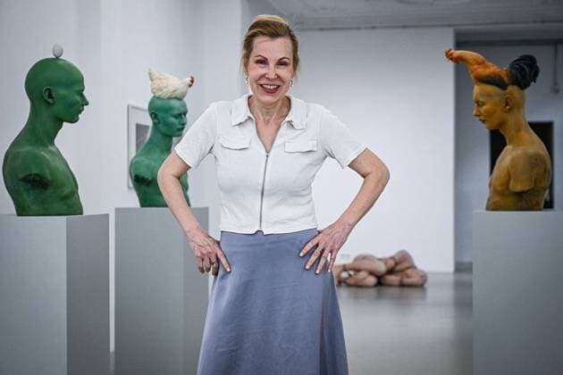 Künstlerin Margarete Adler ** NUR FÜR REDAKTIONELLE ZWECKE ** EDITORIAL USE ONLY **<p>Künstlerin Margarete Adler in der Galerie AOA;87 in der Sophienstraße fotografiert am 23.06.2026 in Berlin. Berlin Berlin Berlin Copyright: MaurizioxGambarini *** Artist Margarete Adler FOR EDITORIAL USE ONLY EDITORIAL USE ONLY p Artist Margarete Adler photographed at Galerie AOA 87 on Sophienstraße on June 23, 2026, in Berlin Berlin Berlin Berlin Copyright MaurizioxGambarini,detected_source_language Copyright: MaurizioxGambarini doc86fc1txsl9g1cun6mnd8 ,EDITORIAL USE ONLY