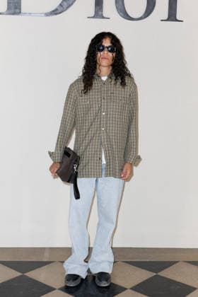 070 Shake Photocall from the Dior Mens Spring Summer 2027 Ready-to-Wear show during Paris Fashion Week on June 24, 2026 Olivier Borde Bestimage Celebs at the Dior Mens Spring Summer 2027 Ready-to-Wear show during Paris Fashion Week on June 24, 2026, Paris, France,detected_source_language  Copyright: xOLIVIERxBORDEx xBESTIMAGExOLIVIERxBORDEx xBESTIMAGEx