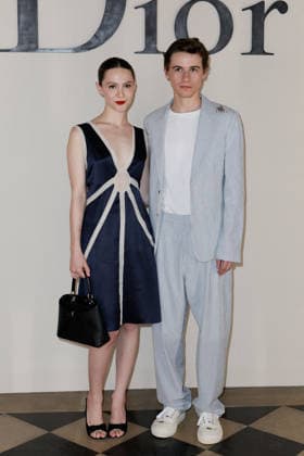 Sam Nivola and Iris Apatow at the photocall for the Dior Men’s Spring Summer 2027 Ready-to-Wear show during Paris Fashion Week on June 24, 2026. Olivier Borde, Bestimage. Celebrities at the Dior Men’s Spring Summer 2027 Ready-to-Wear show during Paris Fashion Week on June 24, 2026, Paris, France,detected_source_language  Copyright: xOLIVIERxBORDEx xBESTIMAGExOLIVIERxBORDEx xBESTIMAGEx