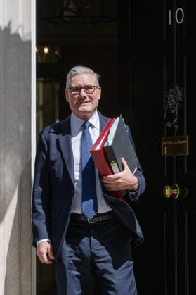 June 24, 2026, London, England, United Kingdom: UK Prime Minister KEIR STARMER departs 10 Downing Street in central London ahead of Prime Minister s Questions in the House of Commons. London United Kingdom  - ZUMAk172 20260624_zip_k172_005 Copyright: xThomasxKrychx