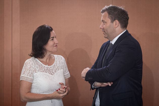 Berlin, Kabinettssitzung der Bundesregierung Kabinettssitzung der Bundesregierung am 24.06.2026 im Bundeskanzleramt in Berlin. Im Bild: Lars Klingbeil (Finanzminister, Vize-Kanzler, SPD) und Dorothee Bär (Bundesministerin für Forschung, Technologie und Raumfahrt, CSU). Berlin Bundeskanzleramt Berlin Deutschland *** Berlin, Federal Government Cabinet Meeting Federal Government Cabinet Meeting on June 24, 2026, at the Federal Chancellery in Berlin Pictured