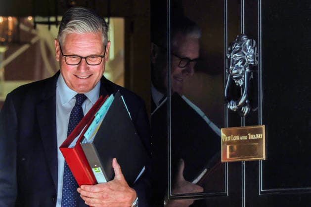 . 24 06 2026. London, United Kingdom. Prime Minister Keir Starmer Leaving For PMQs. Prime Minister Keir Starmer departs No10 Downing Street for PMQs at the House of Commons.  xMartynxWheatleyx xi-Imagesx IIM-26852-0001