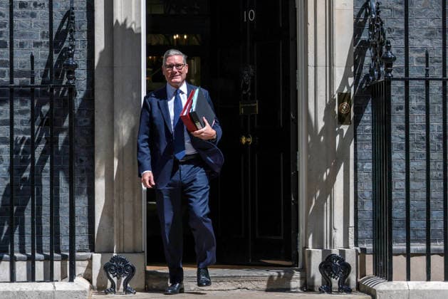 . 24 06 2026. London, United Kingdom. Prime Minister Keir Starmer Leaving For PMQs. Prime Minister Keir Starmer departs No10 Downing Street for PMQs at the House of Commons.  xMartynxWheatleyx xi-Imagesx IIM-26852-0005