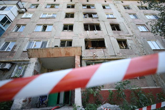 RUSSIA, GORLOVKA - JUNE 24, 2026: An apartment block destroyed in a drone attack Gorlovka Russia  - ZUMAt113 20260624_zaa_t113_157 Copyright: xDmitryxYagodkinx