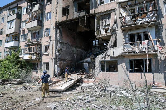 RUSSIA, GORLOVKA - JUNE 24, 2026: An apartment block destroyed in a drone attack Gorlovka Russia  - ZUMAt113 20260624_zaa_t113_159 Copyright: xDmitryxYagodkinx