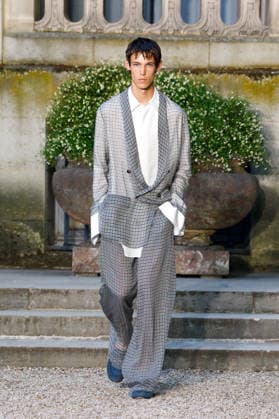 Dior Homme Ready-to-Wear Mens Spring Summer 2027 Fashion Show during Paris Fashion Week, France, on June 24, 2026 Bestimage Runway during the Dior Homme Men’s Spring Summer 2027 fashion show as part of Paris Fashion Week on June 24, 2026 in Paris, France Paris, France,detected_source_language  Copyright: xAgencex xBestimagexAgencex xBestimagex