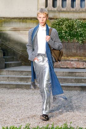 Dior Homme Ready-to-Wear Mens Spring Summer 2027 Fashion Show during Paris Fashion Week, France, on June 24, 2026 Bestimage Runway during the Dior Homme Men’s Spring Summer 2027 fashion show as part of Paris Fashion Week on June 24, 2026 in Paris, France Paris, France,detected_source_language  Copyright: xAgencex xBestimagexAgencex xBestimagex
