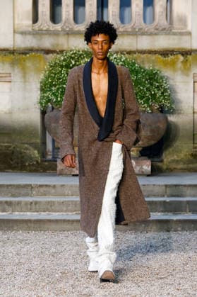 Dior Homme Ready-to-Wear Mens Spring Summer 2027 Fashion Show during Paris Fashion Week, France, on June 24, 2026 Bestimage Runway during the Dior Homme Men’s Spring Summer 2027 fashion show as part of Paris Fashion Week on June 24, 2026 in Paris, France Paris, France,detected_source_language  Copyright: xAgencex xBestimagexAgencex xBestimagex