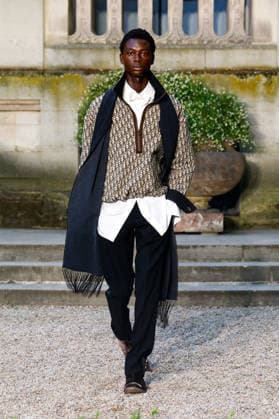 Dior Homme Ready-to-Wear Mens Spring Summer 2027 Fashion Show during Paris Fashion Week, France, on June 24, 2026 Bestimage Runway during the Dior Homme Men’s Spring Summer 2027 fashion show as part of Paris Fashion Week on June 24, 2026 in Paris, France Paris, France,detected_source_language  Copyright: xAgencex xBestimagexAgencex xBestimagex