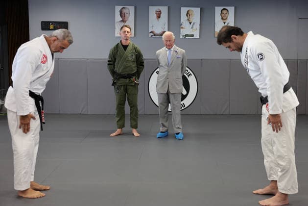 The King Hears How The Charity Reorg Uses Jiu Jitsu To Support Those Facing Physical, Mental And Social Challenges LONDON, ENGLAND - JUNE 24: King Charles III views a demonstration on the mats with founder of REORG Charity Sam Sheriff during a visit to charity REORG at the Roger Gracie Brazilian Jiu Jitsu Academy on June 24, 2026 in London, England. REORG supports military personnel, veterans and emergency service workers through Brazilian Jiu Jitsu training in safe and supportive environments., Credit:Chris Jackson PA ROTA - B68 Avalon United Kingdom, England, London  Copyright: xChrisxJacksonx xPAxROTAx-xB68x xAvalonx 1112203199