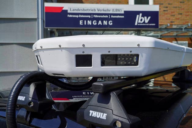 CNTV VIDEOPARKEN- Mit dem neuen PKW vom Landesbetrieb Verkehr (LBV), gibt es jetzt Parkraum Ueberwachung per Videofahrzeug es soll ab dem 7. Juli tausende von Autos gescannt und kontrolliert werden ob sie richtig oder flasch parken 24.06.2026 Hamburg Hightech gegen Parksuender Hamburg Deutschland *** CNTV VIDEO PARKING With the new vehicle from the State Transportation Agency (LBV), video-monitored parking enforcement is now available. Starting July 7, thousands of cars are set to be scanned and checked to see if they are parked correctly or illegally. June 24, 2026, Hamburg: High-tech measures against parking violators, Hamburg, Germany