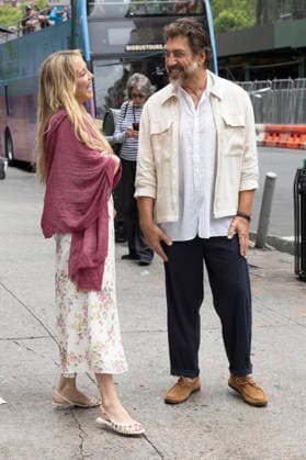 Kate Hudson und Javier Bardem bei den Dreharbeitem zum Kinofilm Hello & Paris in Downtown Manhattan. New York, 23.06.2026 *** Kate Hudson and Javier Bardem on the set of the movie *Hello Paris* in Downtown Manhattan, New York, June 23, 2026 Foto:xJ.xShorex xFuturexImagex hello_6614