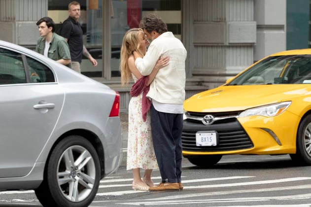 Kate Hudson und Javier Bardem bei den Dreharbeitem zum Kinofilm Hello & Paris in Downtown Manhattan. New York, 23.06.2026 *** Kate Hudson and Javier Bardem on the set of the movie *Hello Paris* in Downtown Manhattan, New York, June 23, 2026 Foto:xJ.xShorex xFuturexImagex hello_6642