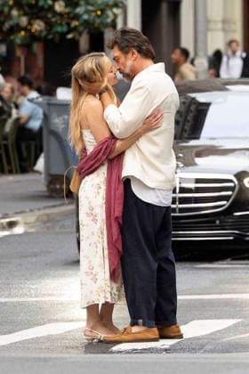 Kate Hudson und Javier Bardem bei den Dreharbeitem zum Kinofilm Hello & Paris in Downtown Manhattan. New York, 23.06.2026 *** Kate Hudson and Javier Bardem on the set of the movie *Hello Paris* in Downtown Manhattan, New York, June 23, 2026 Foto:xJ.xShorex xFuturexImagex hello_6644