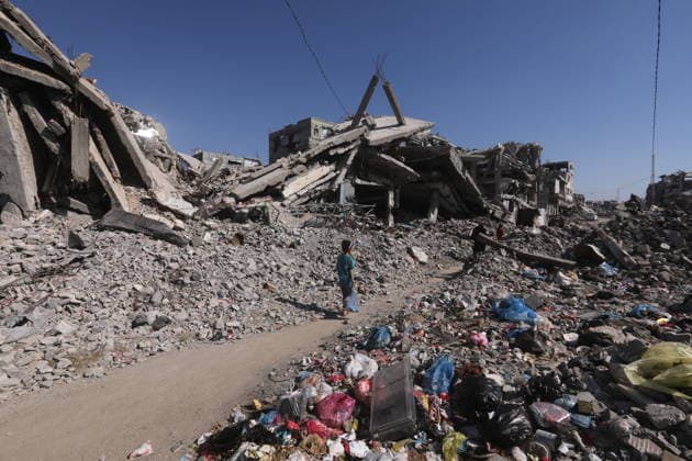 Displaced Palestinians endure hardship amid destruction in Gaza City Displaced Palestinians continue their daily lives among war-damaged buildings in the al-Zeitoun neighborhood east of Gaza City on June 24, 2026. Residents face difficult humanitarian conditions following widespread damage to infrastructure caused by the war, amid shortages of basic services and a lack of adequate shelter. Photo by Bilal Osama apaimages Gaza city Gaza Strip Palestinian Territory 240626_Gaza_BO_01(19) Copyright: xapaimagesxBilalxOsamax xapaimagesx