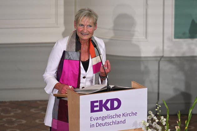 EKD-Ratsvorsitzende Kirsten Fehrs spricht am Mittwoch (24.06.2026) beim Johannisempfang in der Franzoesischen Friedrichstadtkirche am Gendarmenmarkt in Berlin. Traditionell werden dazu Gaeste aus der Bundespolitik und aus anderen Religionsgemeinschaften eingeladen. Der Johannisempfang, der in diesem Jahr genau auf den Johannistag (24. Juni) faellt, wird von der Bevollmaechtigten der EKD, Anne Gidion, ausgerichtet. Sie vertritt die Interessen der evangelischen Kirche gegenueber der Politik in Berlin und Bruessel. (Siehe epd-Meldung vom 24.06.2026) EDITORIAL USE ONLY *** EKD Council Chair Kirsten Fehrs will speak on Wednesday, June 24, 2026, at the St. John’s Reception at the French Friedrichstadt Church on Gendarmenmarkt in Berlin. Tradition Copyright: epd-bild ChristianxDitsch Johannisempfang13