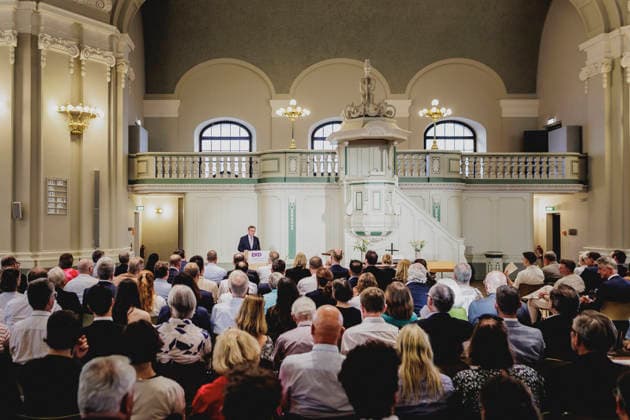 Johann Wadephul (CDU), Bundesaussenminister, aufgenommen im Rahmen des Festaktes zum Johannisfest der EKD (Evangelische Kirche Deutschland) in der Franzoesischen Friedrichstadtkirche in Berlin, 24.06.2026. Fotografiert im Auftrag des Auswaertigen Amtes. Berlin Deutschland *** Johann Wadephul (CDU), Federal Minister of Foreign Affairs, photographed during the ceremony marking the St. John’s Festival of the EKD (Evangelical Church in Germany) at the French Friedrichstadt Church in Berlin, June 24, 2026. Photographed on behalf of the Federal Foreign Office, Berlin, Germany Copyright: xFlorianxGaertner AAx