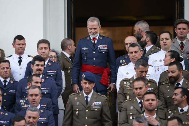 The King Presides Over the Closing Ceremony of the General Staff Course at CESEDEN King Felipe VI before the start of the closing ceremony of the 27th General Staff Course at the Higher School of the Armed Forces (ESFAS), held at the headquarters of the Higher Center for National Defense Studies (CESEDEN), on June 24, 2026, in Madrid, Spain. This solemn military ceremony, presided over by the King, serves to present graduation diplomas to the national and allied officers who make up this new class of strategic military leaders. Alejandro Martínez Vé, Spain  Copyright: xAlejandroxMartinezxVÃ lezx 7620258