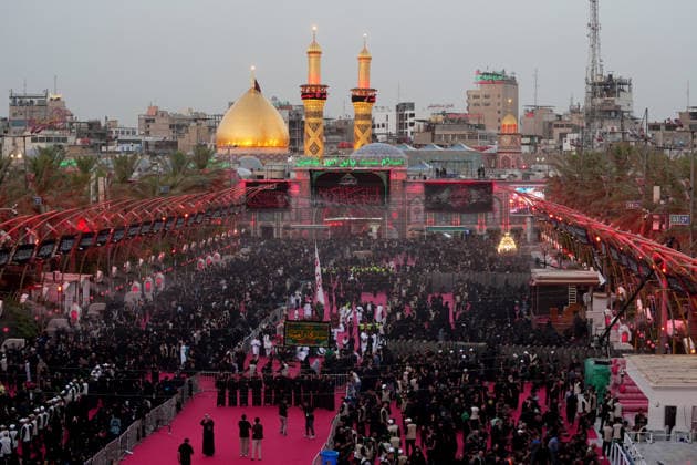 Muharram month events in Iraq KARBALA, IRAQ - JUNE 24: Shiite Muslims gather between the shrines of Imam Hussein and Abbas during a mourning ceremony held as part of Muharram commemorations, honoring Imam Hussein and his 72 companions who were martyred in Karbala, despite temperatures exceeding 48 degrees Celsius, on June 24, 2026, in Karbala, Iraq. Murtadha Al-Sudani Anadolu Karbala Iraq. Editorial use only. Please get in touch for any other usage.  Copyright: x2026xAnadoluxMurtadhaxAl-Sudanix