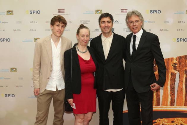 Ingo Fliess und Ilke Catak mit Gästen bei der 25. Verleihung des Friedenspreises des Deutschen Films Die Brücke im Cuvillies Theater. München, 23.06.2026 *** Ingo Fliess and Ilke Catak with guests at the 25th presentation of the German Film Peace Prize *Die Brücke* at the Cuvillies Theater in Munich, June 23, 2026 Copyright: xAgenturxMatthiasxWehnertx xM.xGränzdörferx