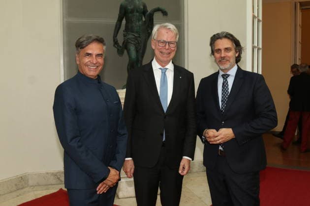 Gast, Gast, Ludwig Prinz von Bayern bei der 25. Verleihung des Friedenspreises des Deutschen Films Die Brücke im Cuvillies Theater. München, 23.06.2026 *** Guest, Guest, Ludwig, Prince of Bavaria, at the 25th German Film Peace Prize ceremony for *Die Brücke* at the Cuvillies Theater in Munich, June 23, 2026 Copyright: xAgenturxMatthiasxWehnertx xM.xGränzdörferx