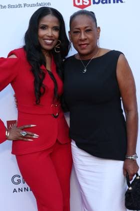Los Angeles Ca June 24: Areva Martin & Pat Harvey at the 2026 LAUL Awards on June 24, 2026 Credit: USA - ZUMAa123 20260625_zaa_a123_008 Copyright: xAdMediax