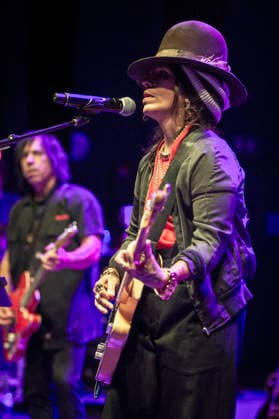 4 Non Blondes at Shepherds Bush Empire 24 June 2026 4 Non Blondes perform at O2 Shepherds Bush Empire in London on 24th June 2026. Linda Perry Lead vocals, guitar Dawn Richardson Drums Christa Hillhouse Bass guitar Roger Rocha Lead guitar, vocals, Credit:Zoran Veselinovic B4859 Avalon UK, London, O2 Shepherds Bush Empire  Copyright: xZoranxVeselinovicx xB4859x xAvalonx 1112334530