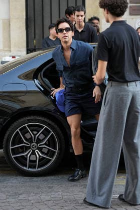 Paul W Downs at the Dior Homme Spring Summer 2027 Ready-to-Wear fashion show during Paris Fashion Week on June 24, 2026. Anne Sophie Guebey, Bestimage. Celebrities at the Dior Homme Spring Summer 2027 Ready-to-Wear fashion show during Paris Fashion Week on June 24, 2026, Paris, France  Copyright: xAnne-SophiexGuebeyx xBestimagexAnne-SophiexGuebeyx xBestimagex