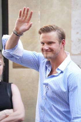 Alexander Ludwig at the Dior Homme Spring Summer 2027 Ready-to-Wear fashion show during Paris Fashion Week on June 24, 2026. Anne Sophie Guebey, Bestimage. Celebrities at the Dior Homme Spring Summer 2027 Ready-to-Wear fashion show during Paris Fashion Week on June 24, 2026, Paris, France  Copyright: xAnne-SophiexGuebeyx xBestimagexAnne-SophiexGuebeyx xBestimagex