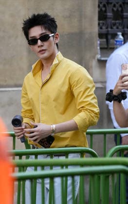 Deng Wei at the Dior Homme Spring Summer 2027 Ready-to-Wear fashion show during Paris Fashion Week on June 24, 2026. Anne Sophie Guebey, Bestimage. Celebrities at the Dior Homme Spring Summer 2027 Ready-to-Wear fashion show during Paris Fashion Week on June 24, 2026, Paris, France  Copyright: xAnne-SophiexGuebeyx xBestimagexAnne-SophiexGuebeyx xBestimagex