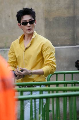 Deng Wei at the Dior Homme Spring Summer 2027 Ready-to-Wear fashion show during Paris Fashion Week on June 24, 2026. Anne Sophie Guebey, Bestimage. Celebrities at the Dior Homme Spring Summer 2027 Ready-to-Wear fashion show during Paris Fashion Week on June 24, 2026, Paris, France  Copyright: xAnne-SophiexGuebeyx xBestimagexAnne-SophiexGuebeyx xBestimagex