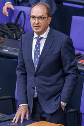 Bundestag Alexander Dobrindt (CSU), Bundesinnenminister im Deutschen Bundestag am 25.06.26 in Berlin. Berlin Berlin Deutschland Bundestag *** Bundestag Alexander Dobrindt CSU, Federal Minister of the Interior, at the German Bundestag on June 25, 2026, in Berlin, Berlin, Berlin, Germany, Bundestag