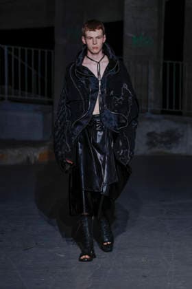 Songzio Men s Ready-to-Wear Spring Summer 2027 Collection Fashion Show at Paris Fashion Week on June 24, 2026 Songzio Men s Ready-to-Wear Spring Summer 2027 Collection Fashion Show at Paris Fashion Week on June 24, 2026, Paris, France  Copyright: xAgencex xBestimagexAgencex xBestimagex