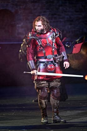 Bad Hersfelder Festspiele - Parzival . Schauspieler Igor Karbus während der Fotoprobe zur Inszenierung Parzival im Rahmen der Bad Hersfelder Festspiele am 24.06.2026 in der Stiftsruine Bad Hersfeld. 20260624MWI129919 *** Bad Hersfeld Festival: Parzival Actor Igor Karbus during the photo shoot for the production of Parzival as part of the Bad Hersfeld Festival on June 24, 2026, at the Bad Hersfeld Abbey Ruins 20260624MWI129919