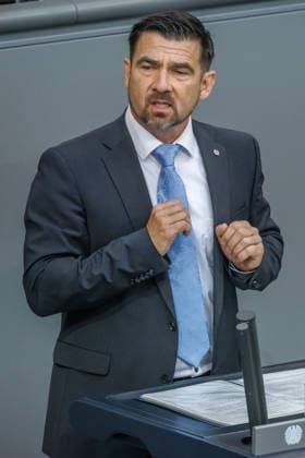 Bundestag Arne Raue (AfD) im Deutschen Bundestag am 25.06.26 in Berlin. Berlin Berlin Deutschland Bundestag *** Bundestag Arne Raue AfD in the German Bundestag on June 25, 2026, in Berlin, Berlin, Berlin, Germany, Bundestag