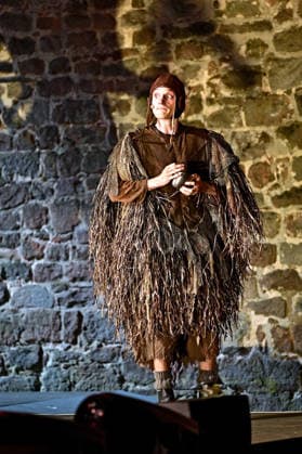 Bad Hersfelder Festspiele - Parzival . Schauspieler Uriel Jung während der Fotoprobe zur Inszenierung Parzival im Rahmen der Bad Hersfelder Festspiele am 24.06.2026 in der Stiftsruine Bad Hersfeld. 20260624MWI130064 *** Bad Hersfeld Festival: Parzival actor Uriel Jung during the photo shoot for the production of Parzival as part of the Bad Hersfeld Festival on June 24, 2026, at the Bad Hersfeld Abbey Ruins 20260624MWI130064
