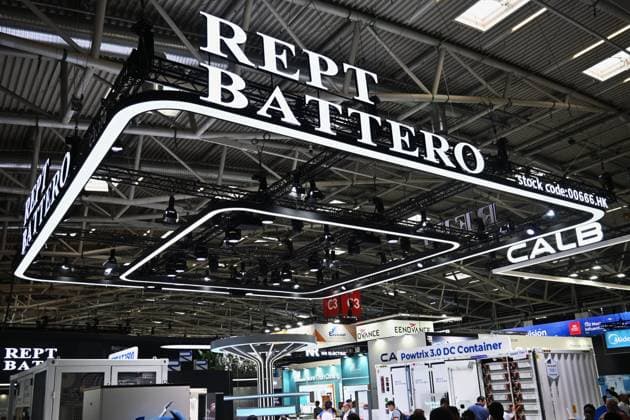 Die Intersolar Europe findet bis Donnerstag, den 25. Juni 2026 auf der Messe München statt. Sie ist die weltweit führende Fachmesse für die Solarwirtschaft und der grösste Teil von The smarter E Europe, Europas grösster Messeallianz für die Energiewirtschaft. Foto: Messestand Rept Battero. REPT Battero ist ein 2017 gegründetes chinesisches Unternehmen, das Akkumulatoren herstellt, welche unter anderem in Batterie-Speicherkraftwerken und im Bereich Elektromobilität eingesetzt werden *** Intersolar Europe will take place at the Munich Trade Fair Center through Thursday, June 25, 2026. It is the world’s leading trade fair for the solar industry and the largest component of The smarter E Europe, Europe’s largest trade fair alliance for