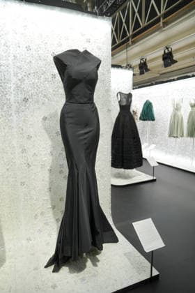 Illustration: Azzedine Alaïa and Christian Dior: Two Masters of Haute Couture Exhibition at the Azzedine Alaïa Foundation in Paris on June 24, 2026 Anne Sophie Guebey Bestimage Exhibition Azzedine Alaïa and Christian Dior: Two Masters of Haute Couture at the Azzedine Alaïa Foundation in Paris, France  Copyright: xAnne-SophiexGuebeyx xBestimagexAnne-SophiexGuebeyx xBestimagex