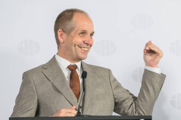 Â photonews.at - Wien, 25.06.2026. Pressekonferenz zur Sommerprognose 2026 und 2027 von WIFO und IHS. Vertreter des Österreichischen Instituts für Wirtschaftsforschung (WIFO) und des Instituts für Höhere Studien (IHS) präsentieren die aktuelle Konjunkturprognose für Österreich und geben einen Ausblick auf die wirtschaftliche Entwicklung in den Jahren 2026 und 2027. PHOTO: IHS-Direktor Holger Bonin Press conference on the 2026 and 2027 Summer Economic Forecast by WIFO and IHS. Representatives of both institutes present their latest economic outlook for Austria. Konjunktur, Wirtschaft, Wirtschaftswachstum, Wirtschaftsprognose, Wirtschaftsausblick, Inflation, Arbeitsmarkt, Beschäftigung, Arbeitslosigkeit, Budget, Staatsfinanzen, 