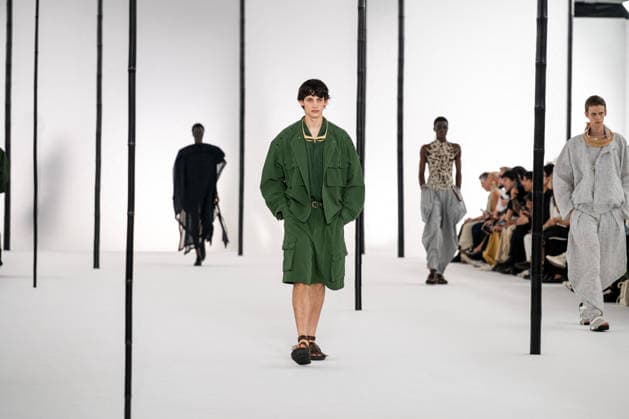 PFW - Issey Miyake - Runway A model presents a creation by IM Issey Miyake Men Miyake Design Studio team as part of their Menswear Spring-Summer 2027 collection show for fashion house Issey Miyake during Men s Fashion Week in Paris, France, June 25, 2026. Photo by Alexis Jumeau ABACAPRESS.COM Paris France  Copyright: xJumeauxAlexis ABACAx