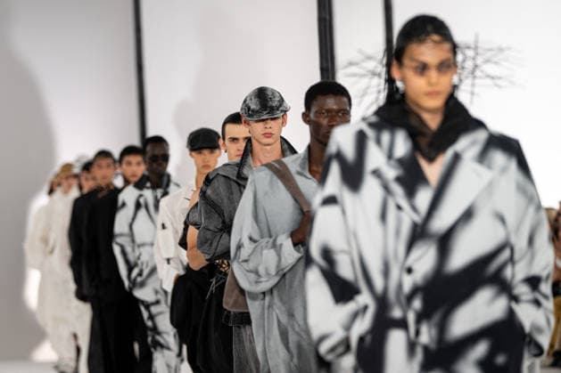 PFW - Issey Miyake - Runway A model presents a creation by IM Issey Miyake Men Miyake Design Studio team as part of their Menswear Spring-Summer 2027 collection show for fashion house Issey Miyake during Men s Fashion Week in Paris, France, June 25, 2026. Photo by Alexis Jumeau ABACAPRESS.COM Paris France  Copyright: xJumeauxAlexis ABACAx