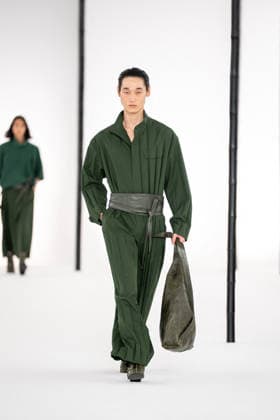 PFW - Issey Miyake - Runway A model presents a creation by IM Issey Miyake Men Miyake Design Studio team as part of their Menswear Spring-Summer 2027 collection show for fashion house Issey Miyake during Men s Fashion Week in Paris, France, June 25, 2026. Photo by Alexis Jumeau ABACAPRESS.COM Paris France  Copyright: xJumeauxAlexis ABACAx